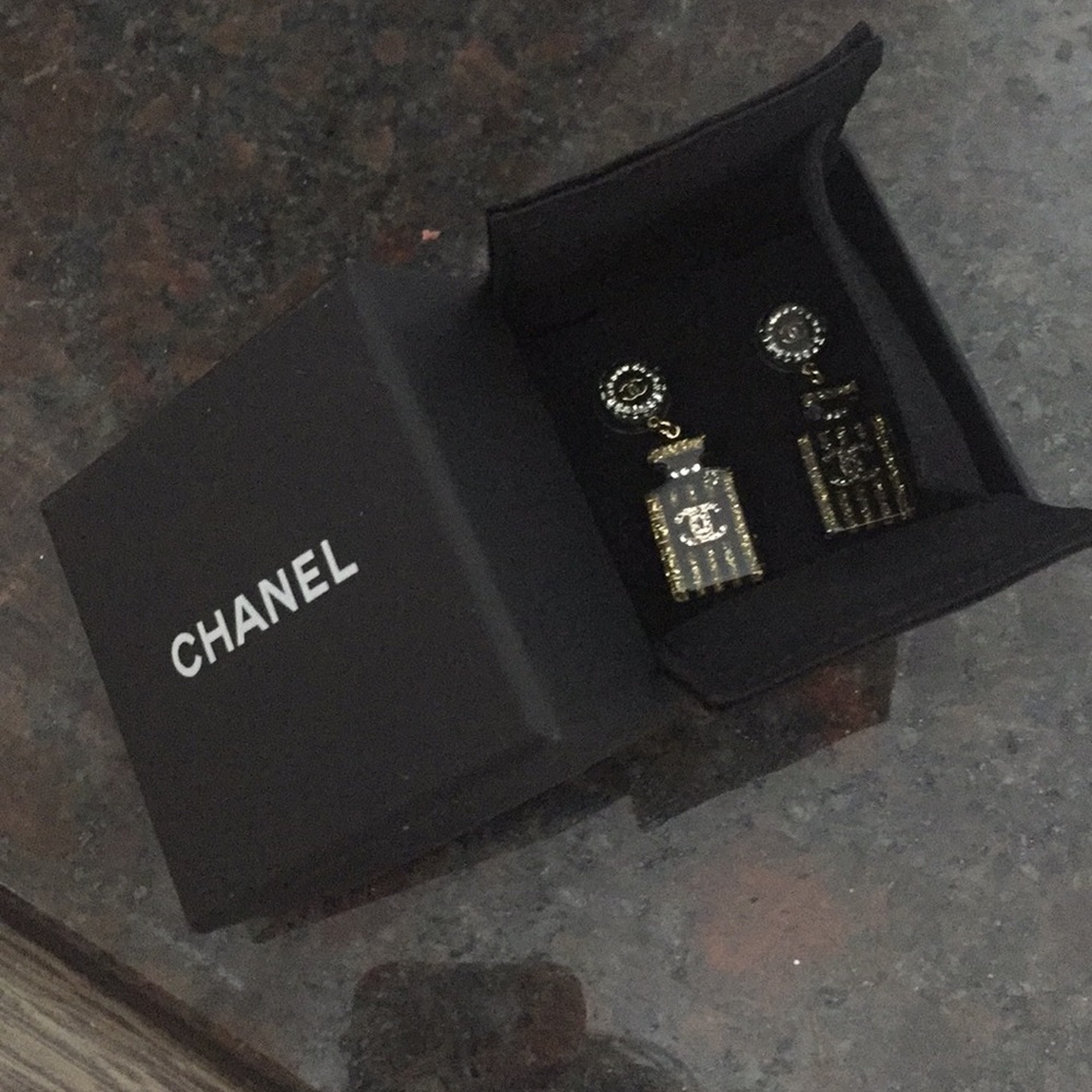Chanel earring💋